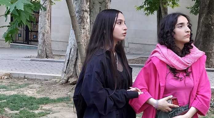 Iran, voglia di cambiamento. Da un viaggio a Tehran